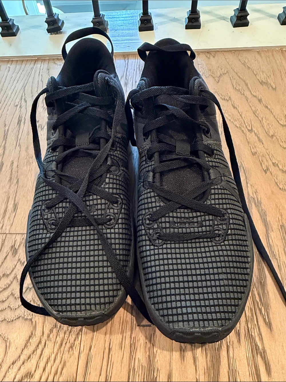 Nike Men's All-Black Athletic Trainers